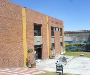 Biblioteca La Marichuela Fuente: static.panoramio.com